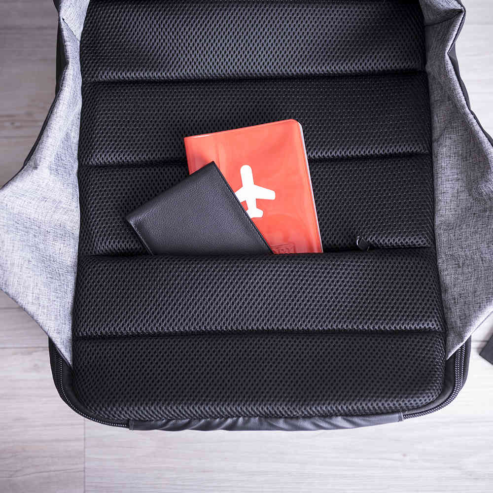 MOCHILA ANTIRROBO BILTRIX